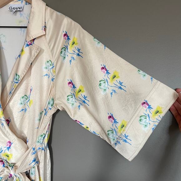 GANNI Floral Crinkle Wrap Dress In Yellow Size Medium Pink Blue Chic Sexy Wrap - Picture 11 of 16